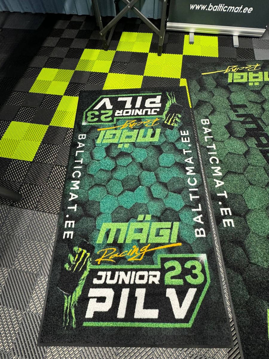 Mägi Racing pit mat